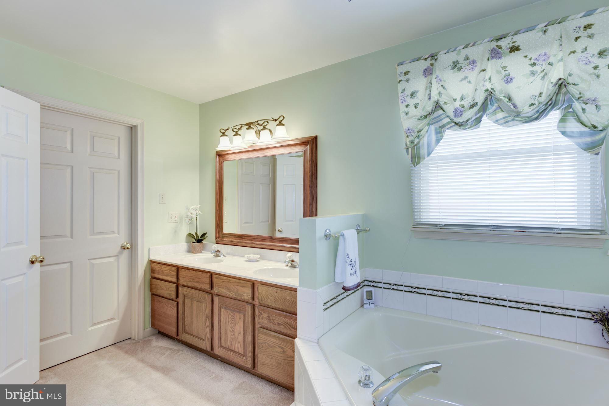 CLOVERDALE HEIGHTS - Residential