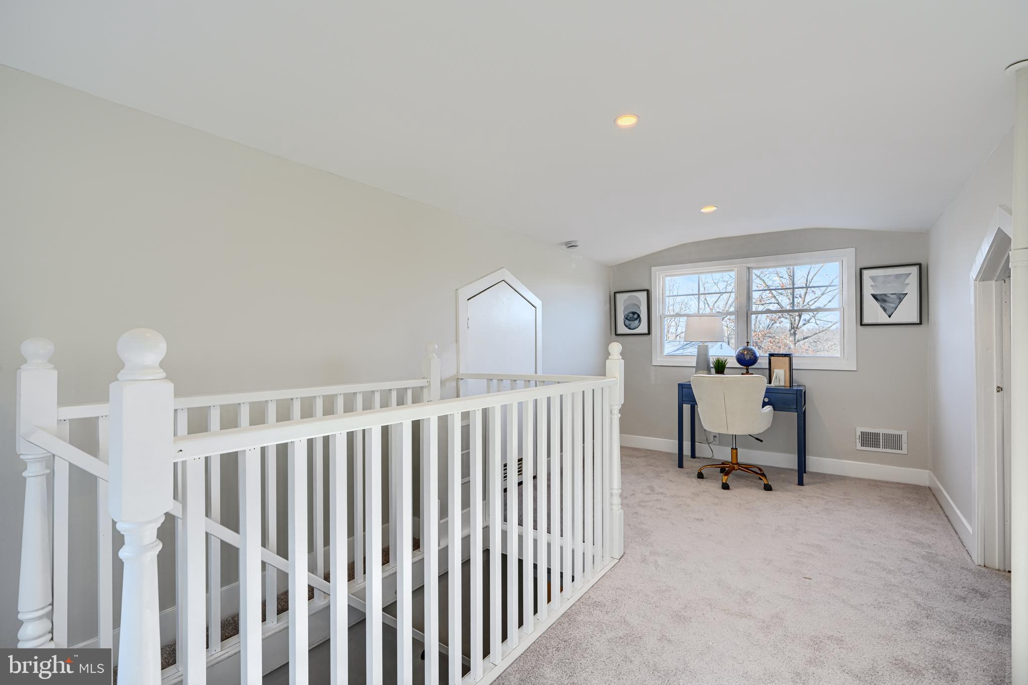 RIDERWOOD HILLS - Residential