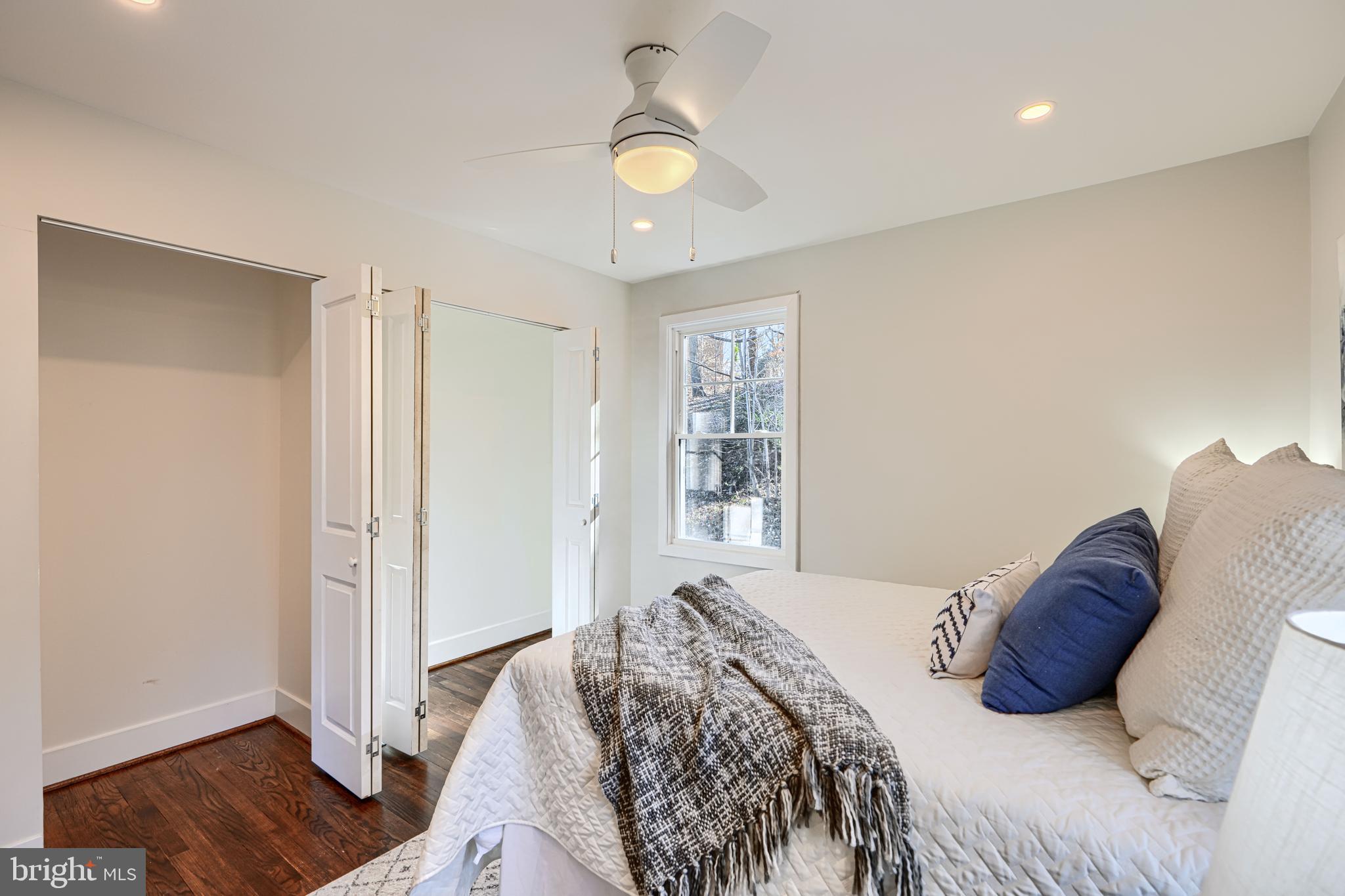 RIDERWOOD HILLS - Residential