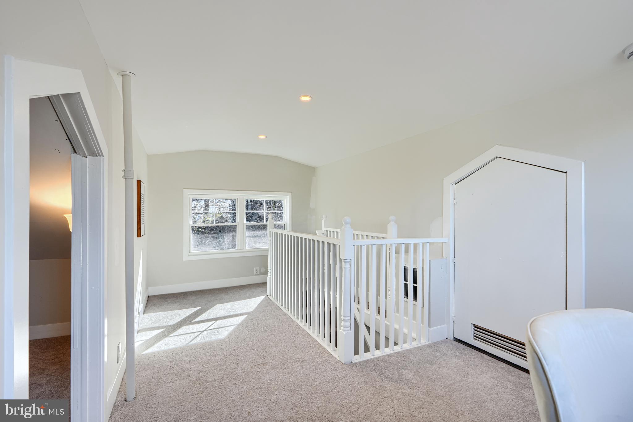 RIDERWOOD HILLS - Residential