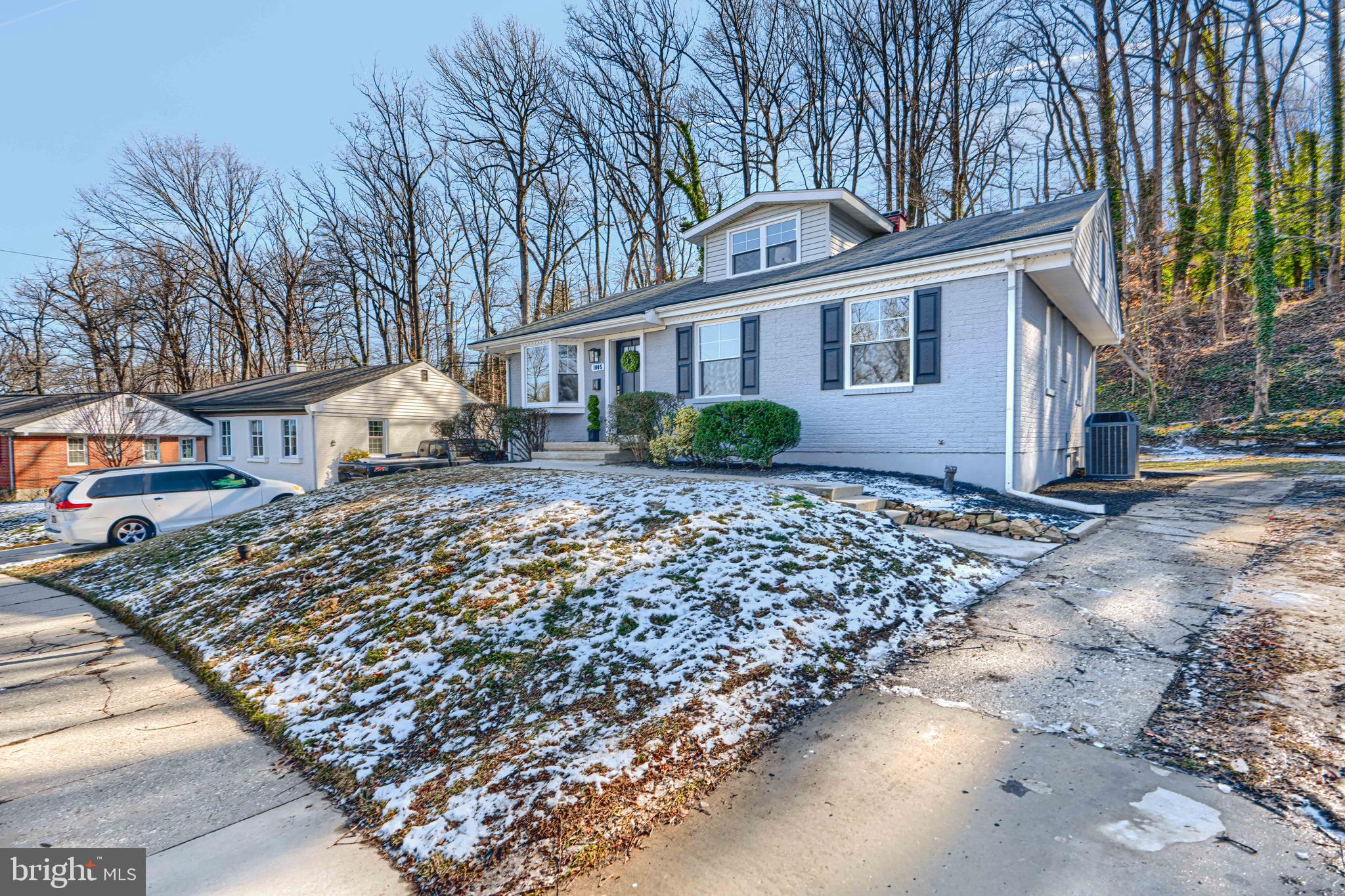 RIDERWOOD HILLS - Residential