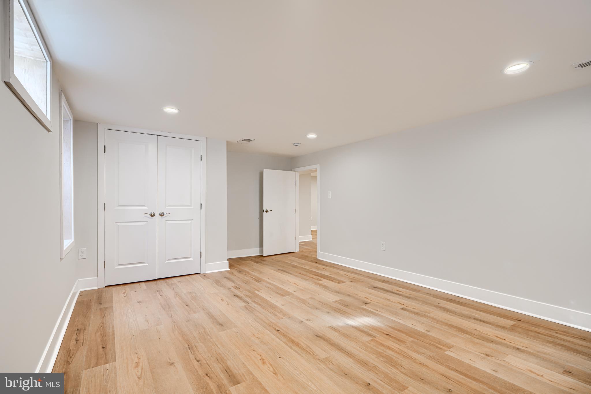 RIDERWOOD HILLS - Residential