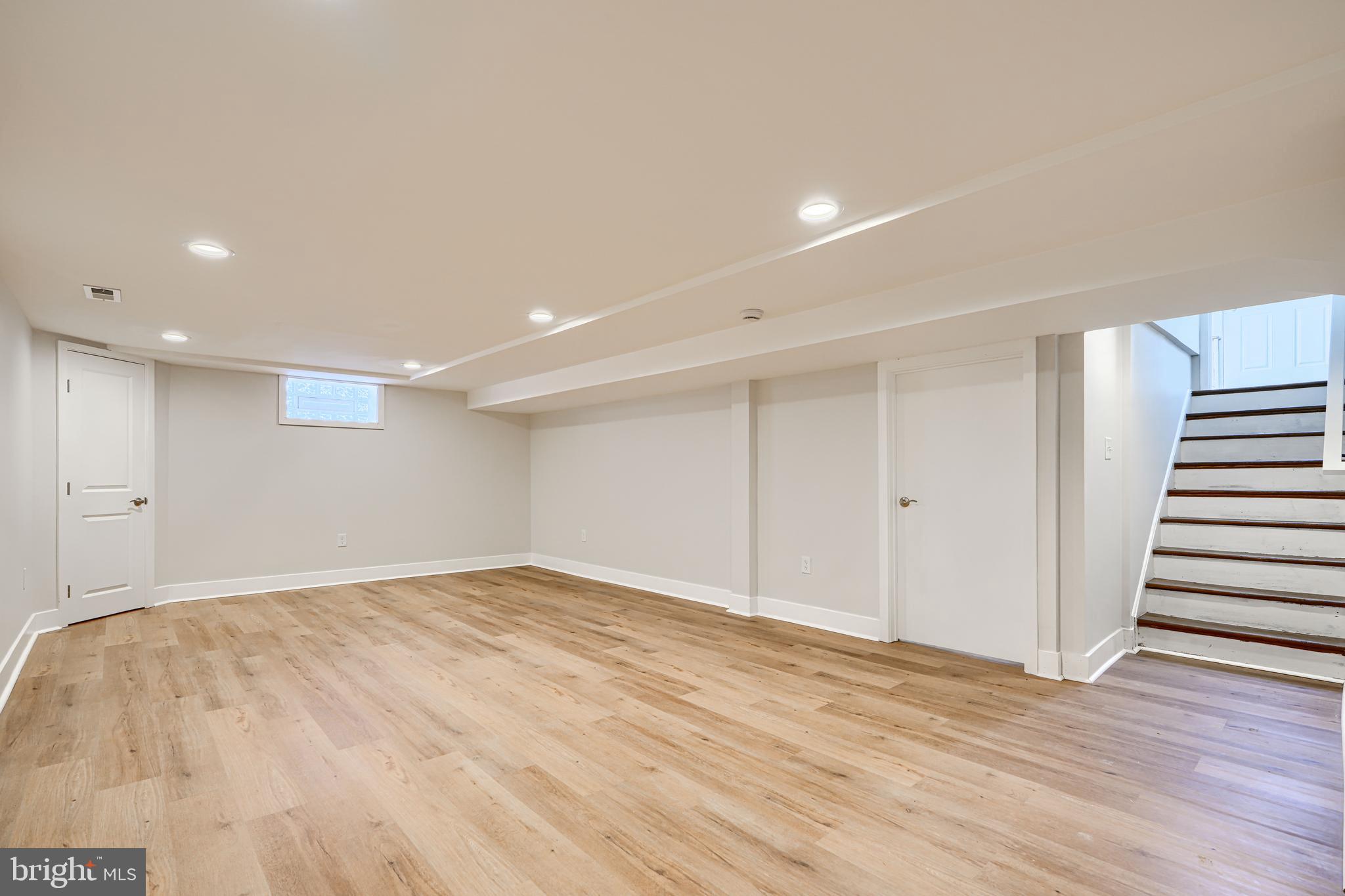 RIDERWOOD HILLS - Residential