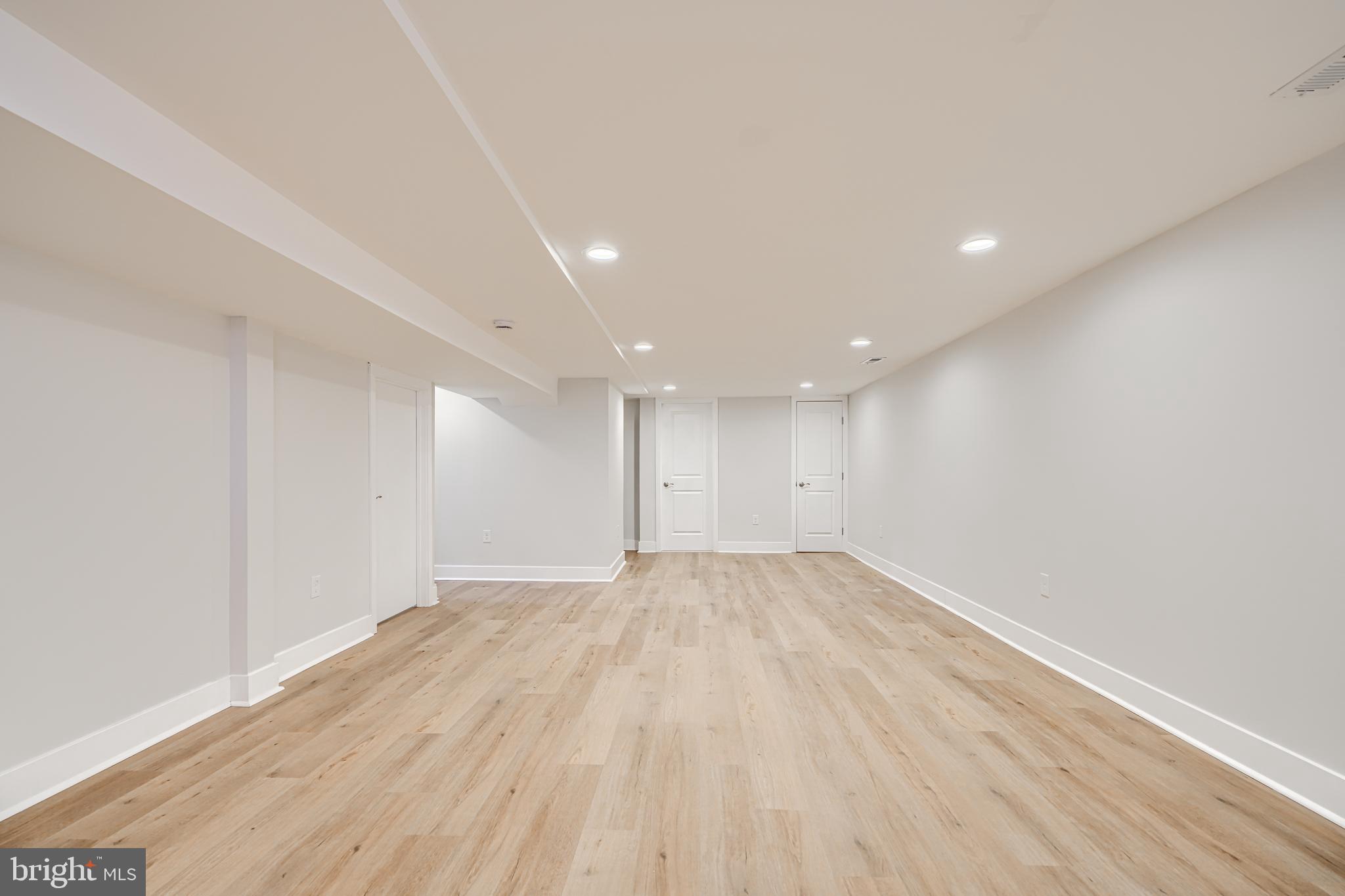 RIDERWOOD HILLS - Residential