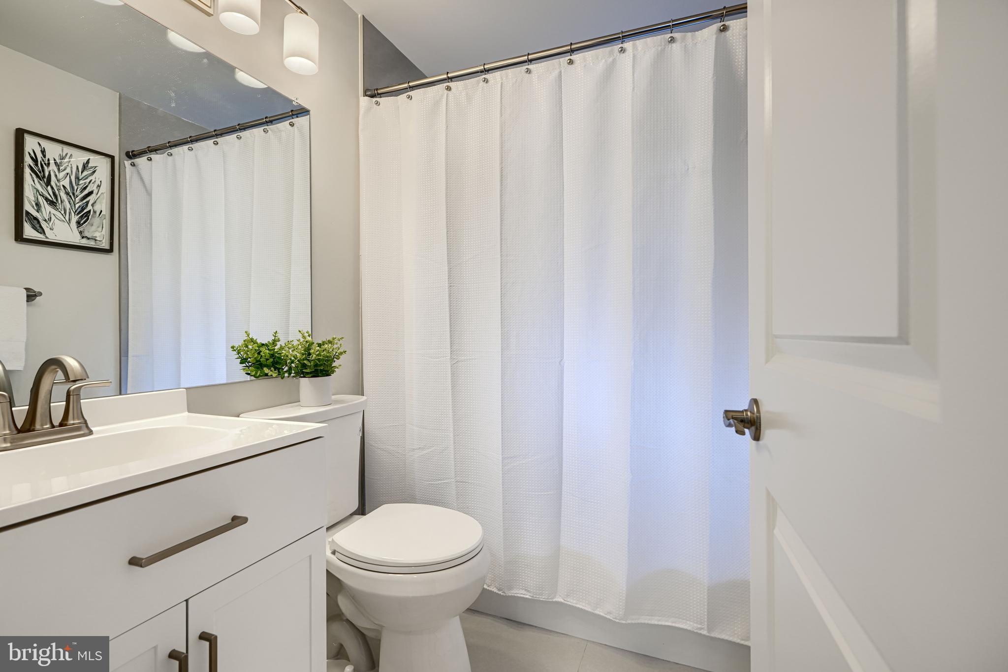 RIDERWOOD HILLS - Residential