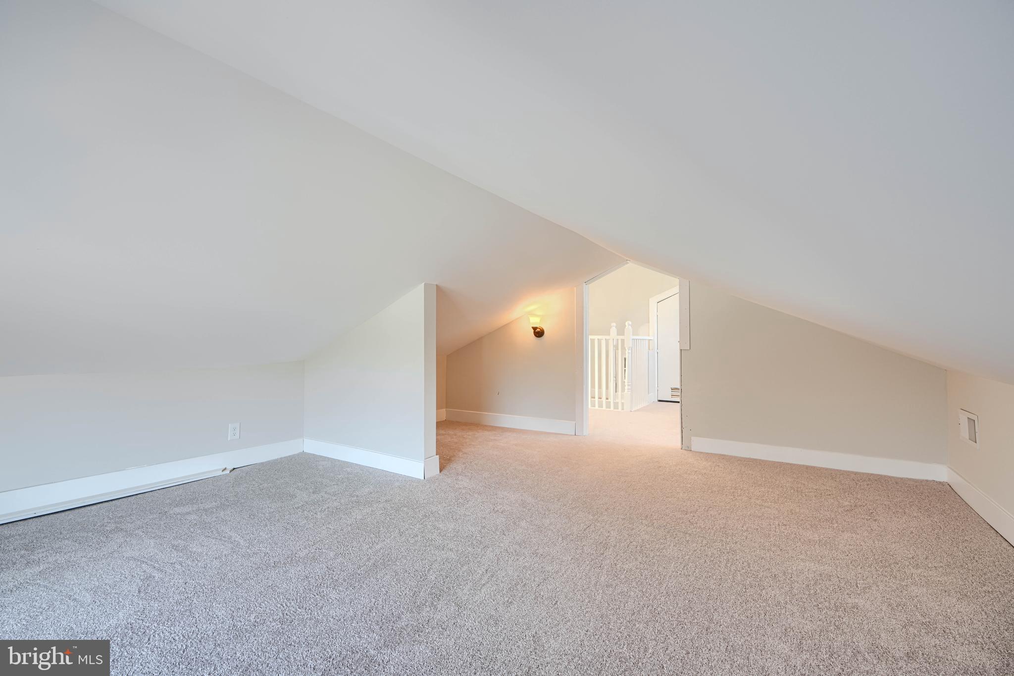 RIDERWOOD HILLS - Residential