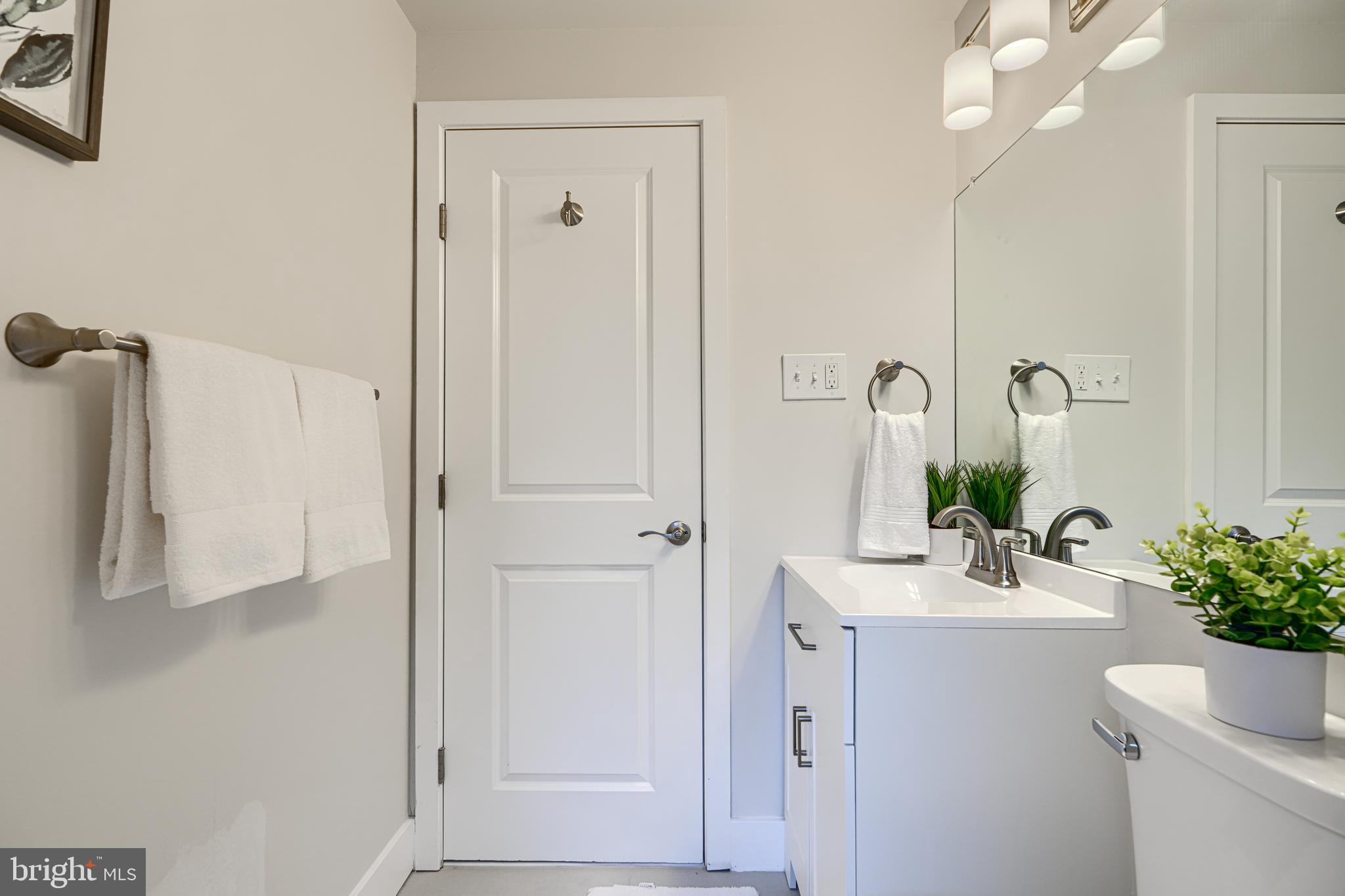 RIDERWOOD HILLS - Residential