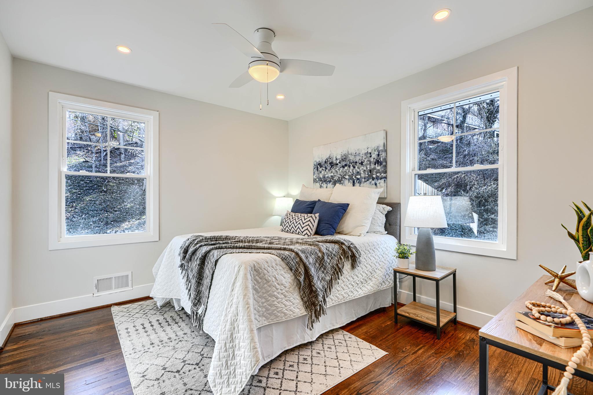 RIDERWOOD HILLS - Residential