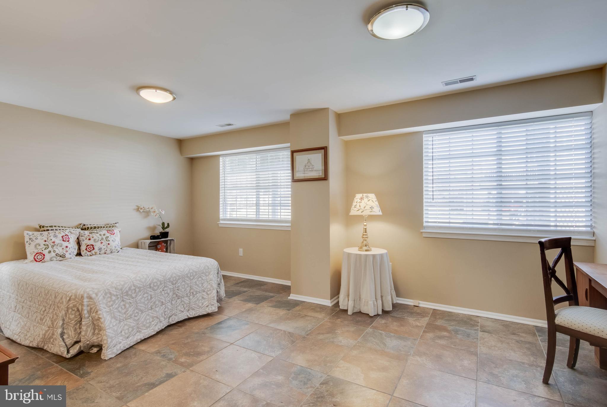 FAIRWINDS - Residential