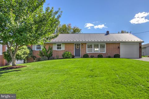 Photo of 215 Snavely Mill Road, LITITZ, PA 17543 (MLS # PALA2078044)