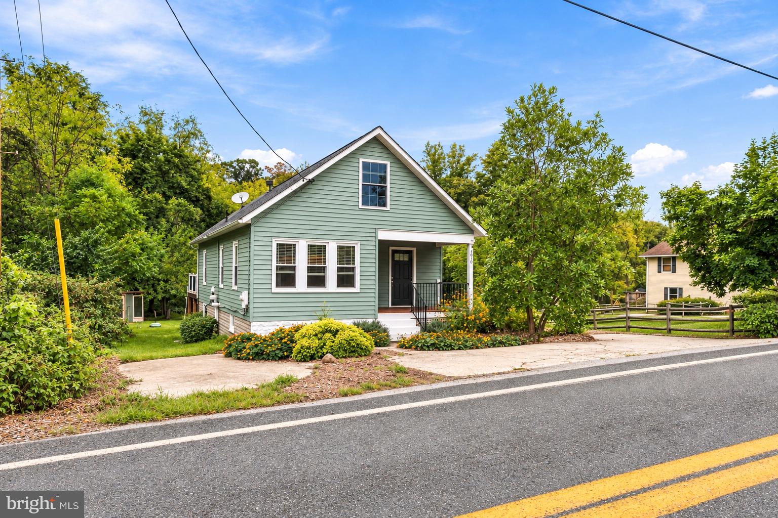 1010 PLEASANT VALLEY ROAD