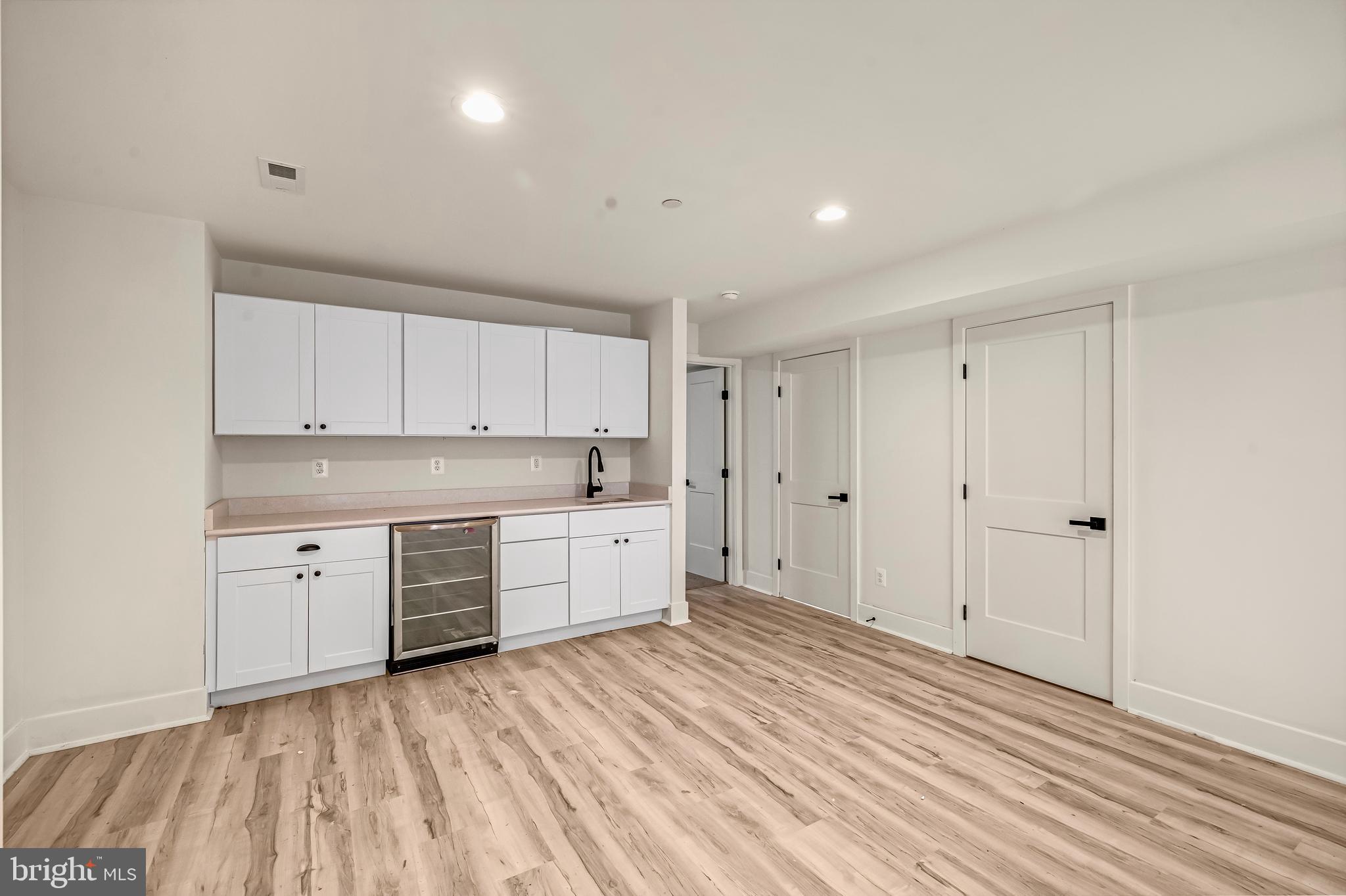 FOREST GREENS - Residential