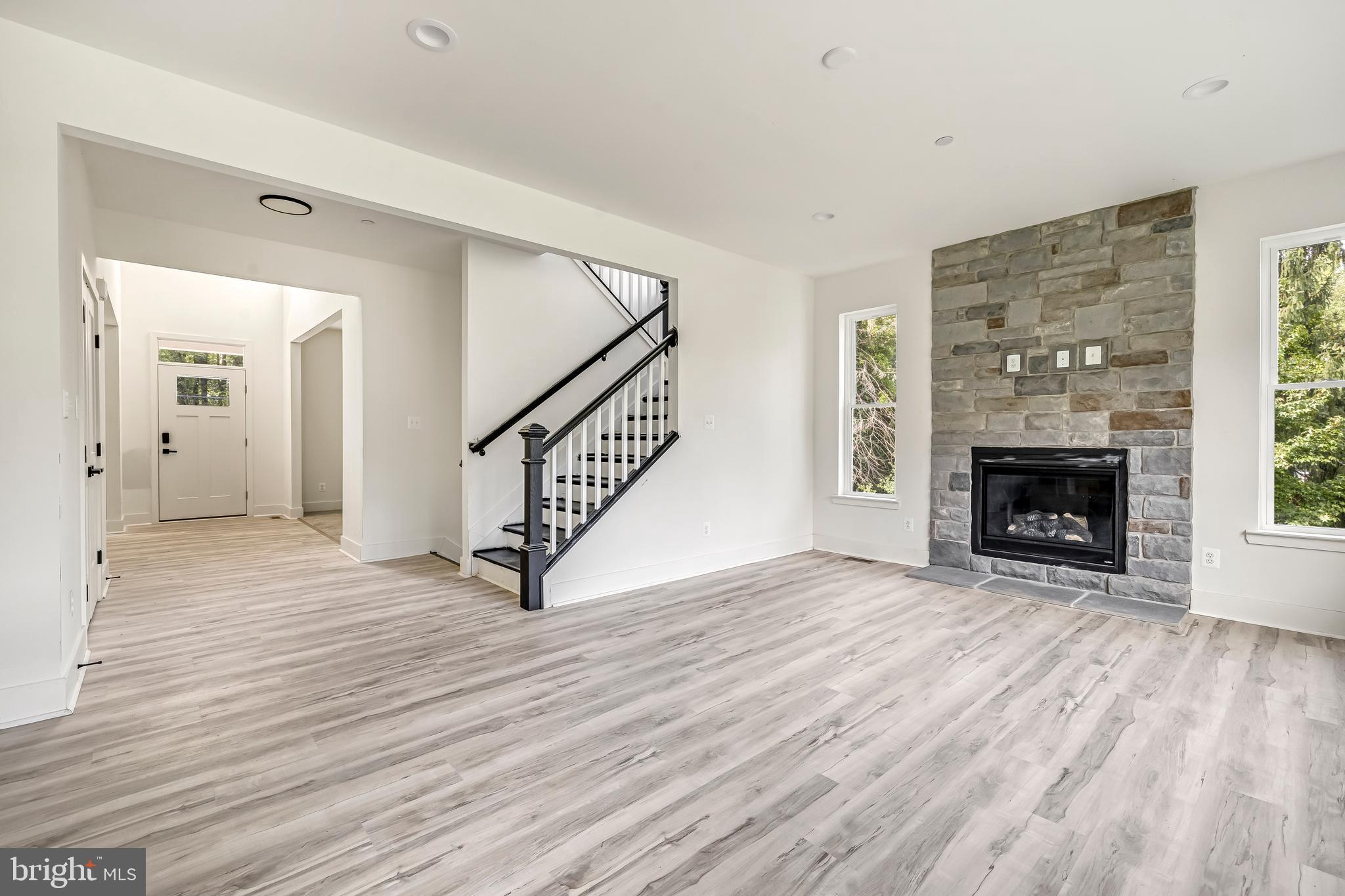 FOREST GREENS - Residential