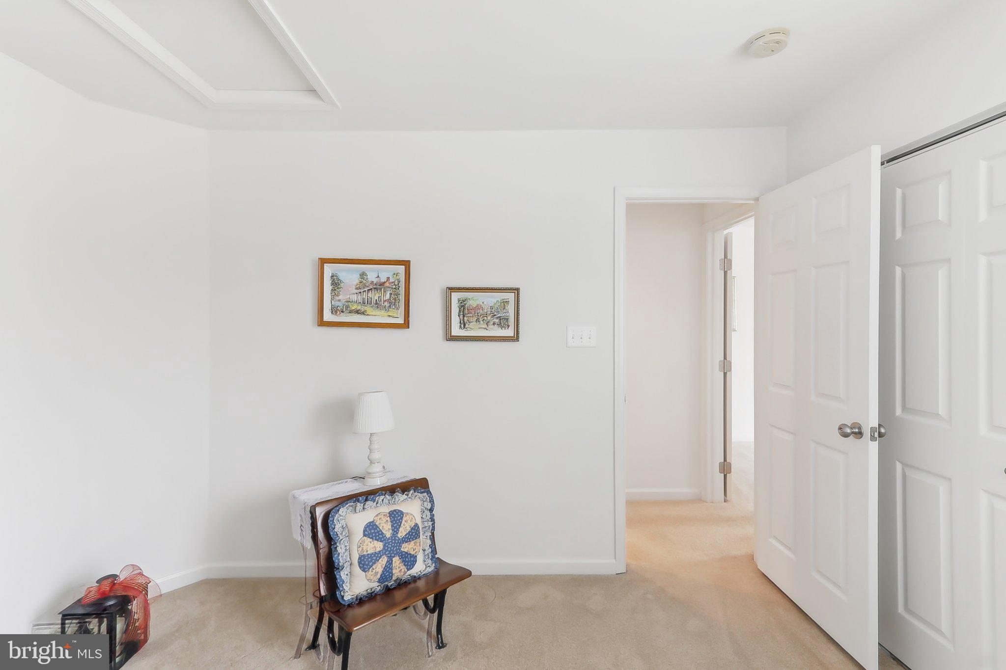 LOVETTSVILLE TOWN CENTER - Residential