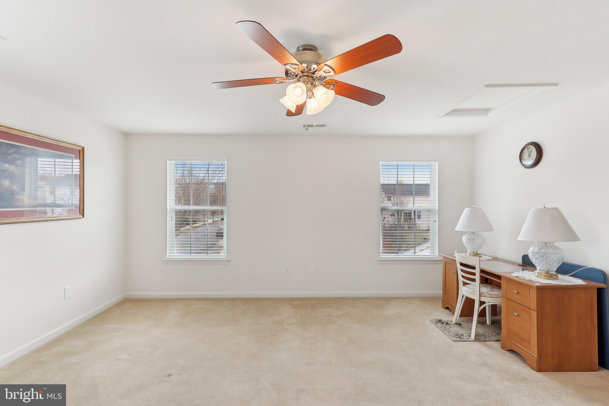 LOVETTSVILLE TOWN CENTER - Residential