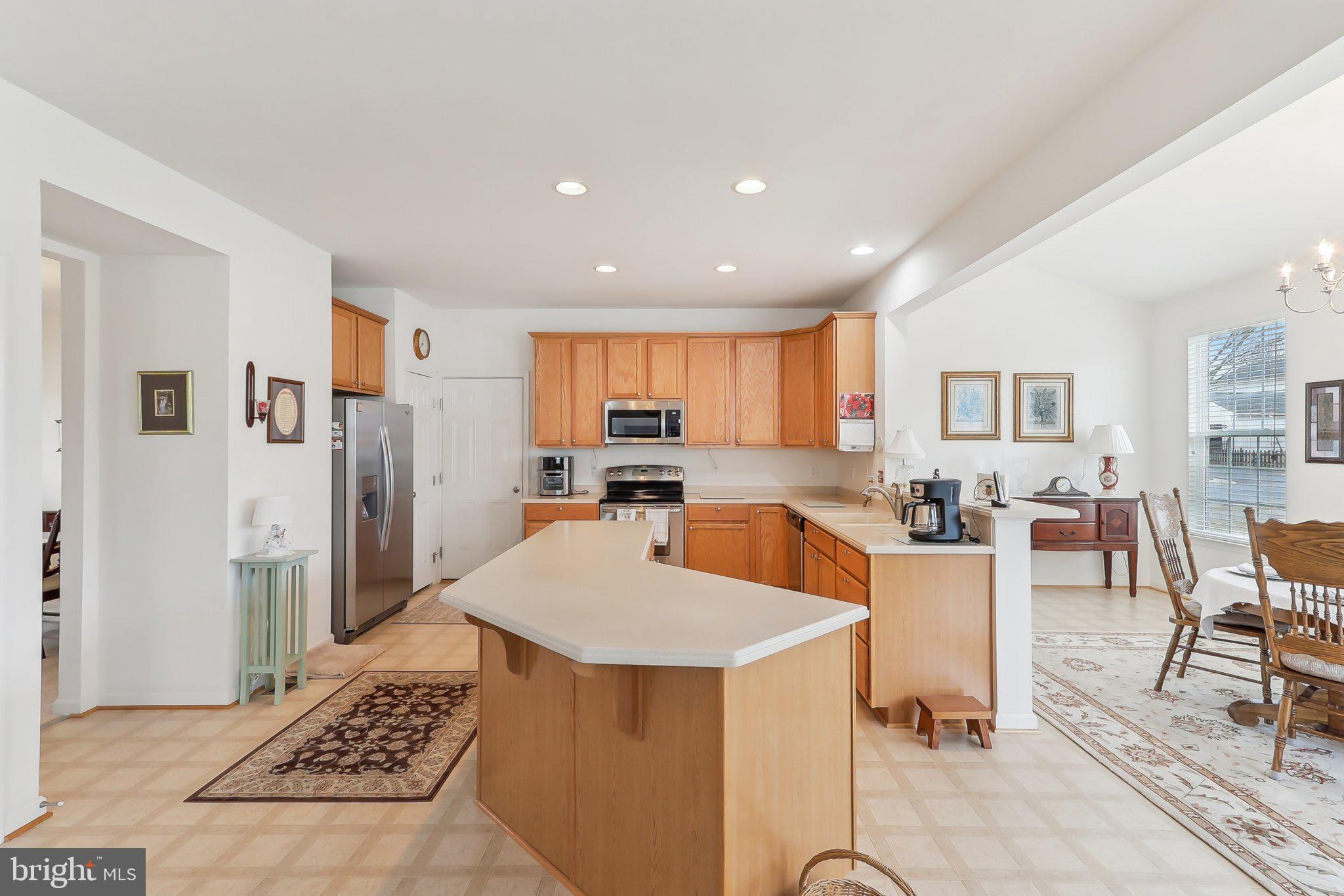 LOVETTSVILLE TOWN CENTER - Residential