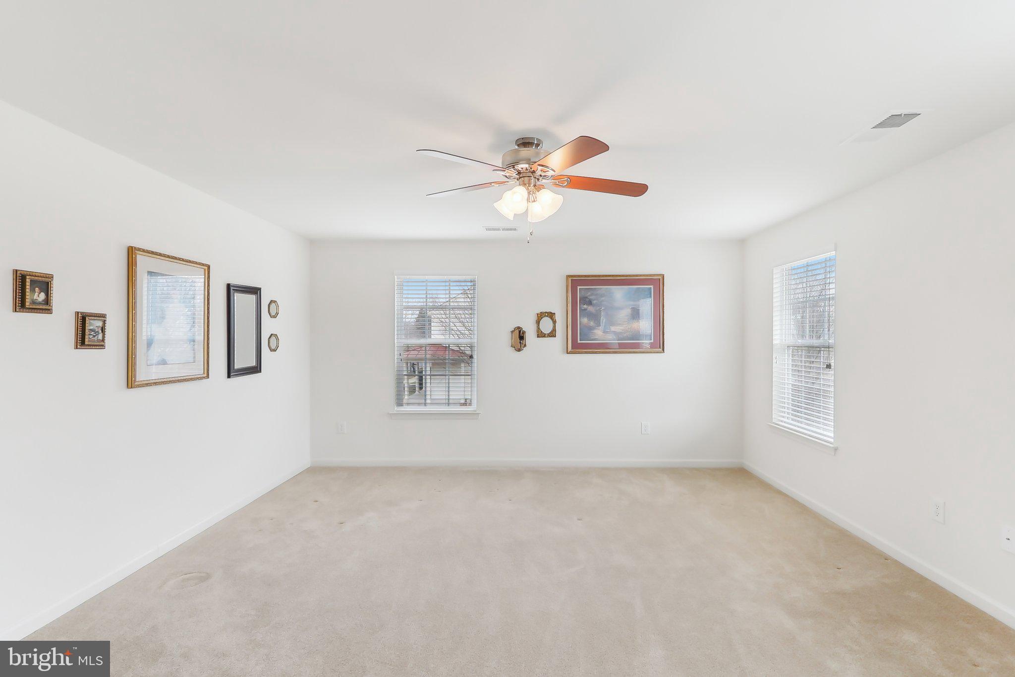 LOVETTSVILLE TOWN CENTER - Residential