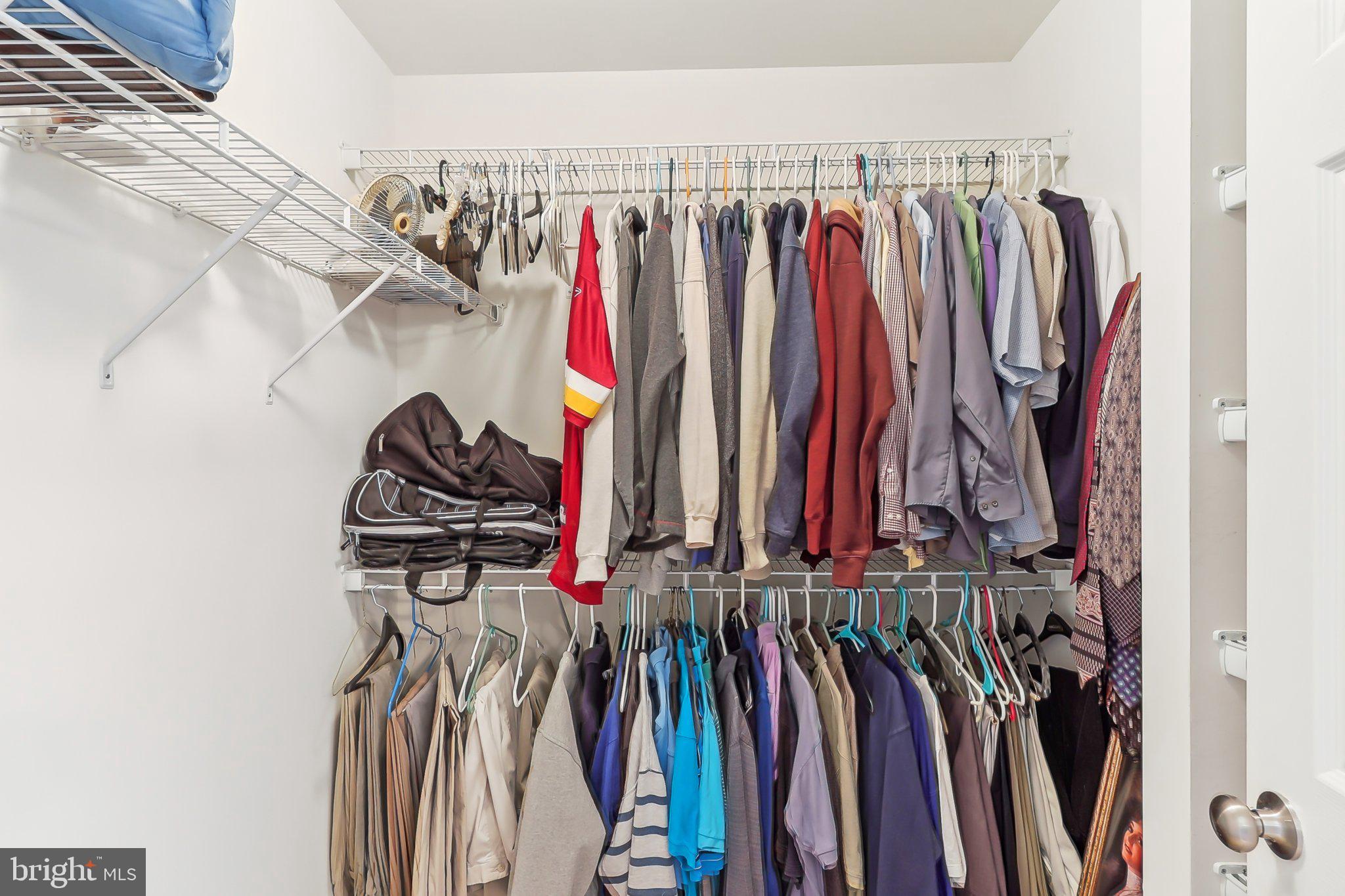 LOVETTSVILLE TOWN CENTER - Residential