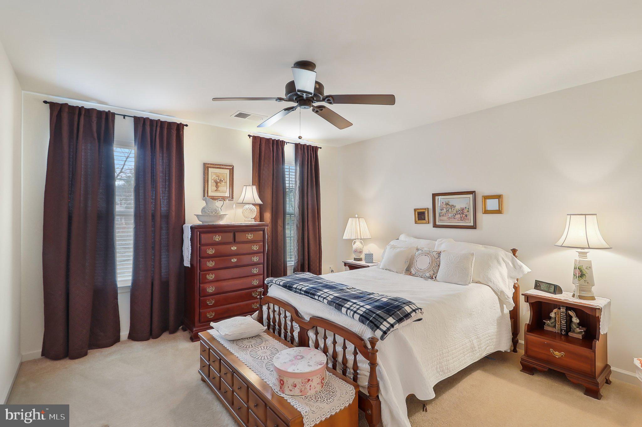 LOVETTSVILLE TOWN CENTER - Residential