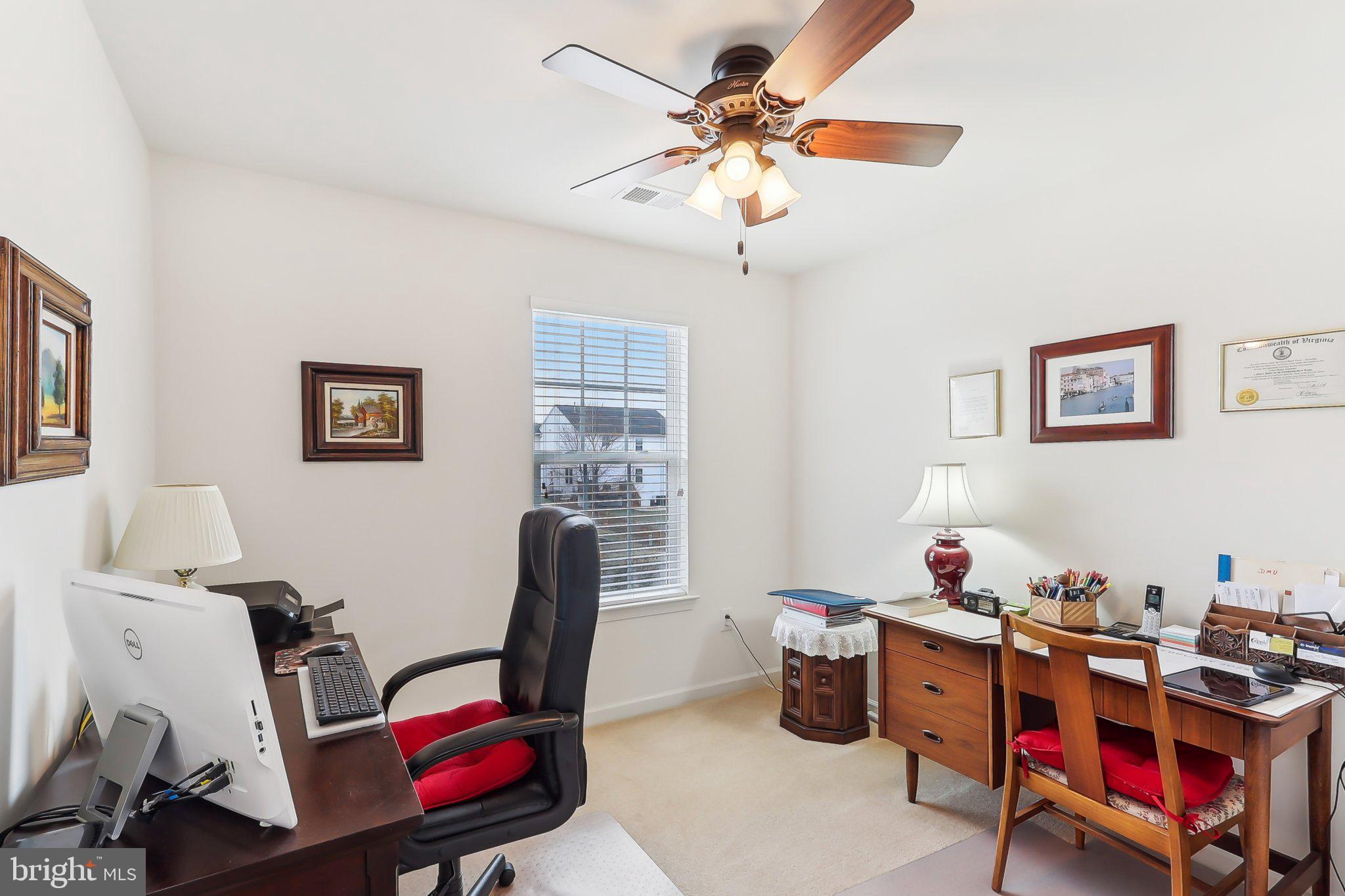 LOVETTSVILLE TOWN CENTER - Residential