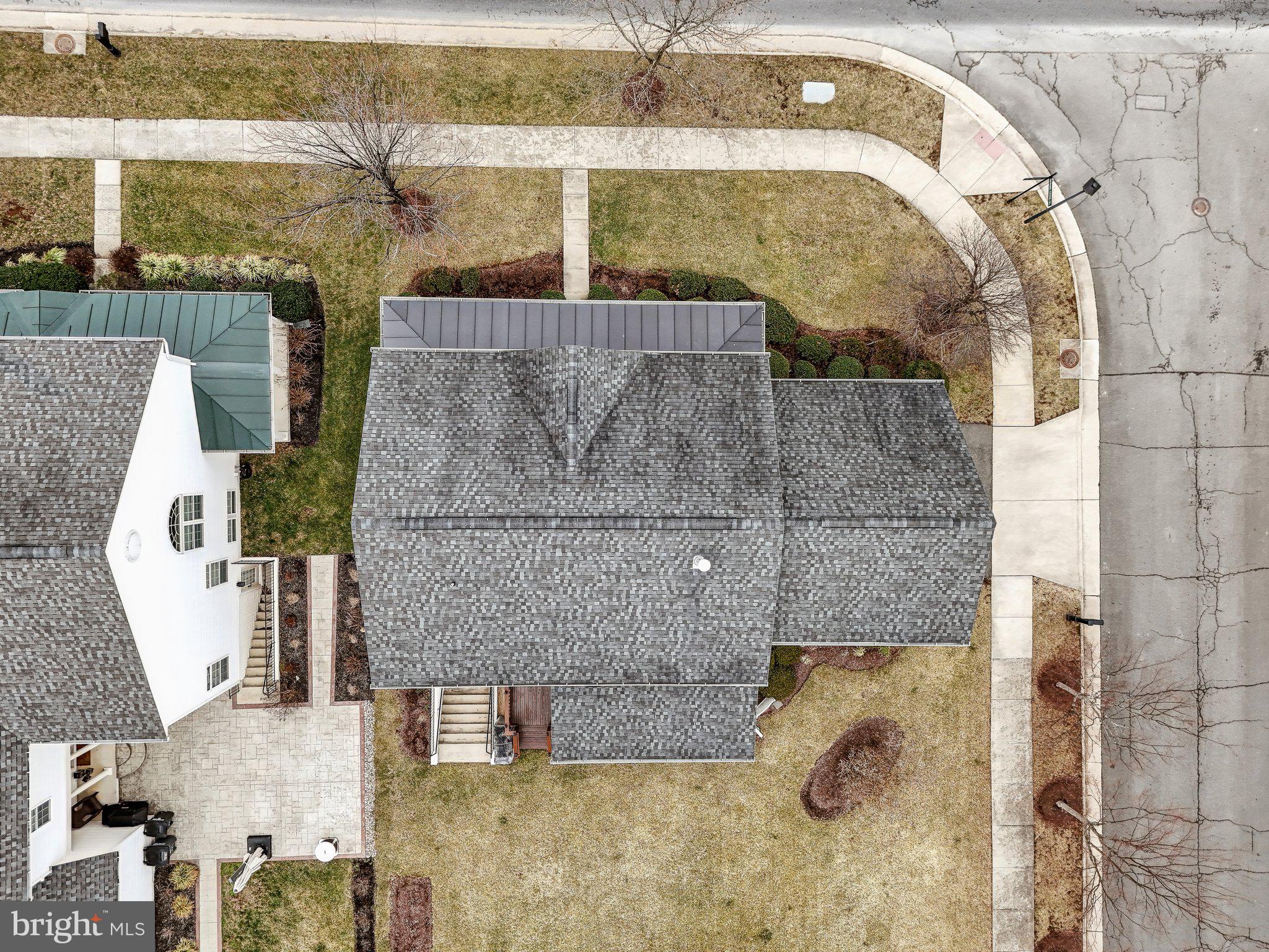 LOVETTSVILLE TOWN CENTER - Residential