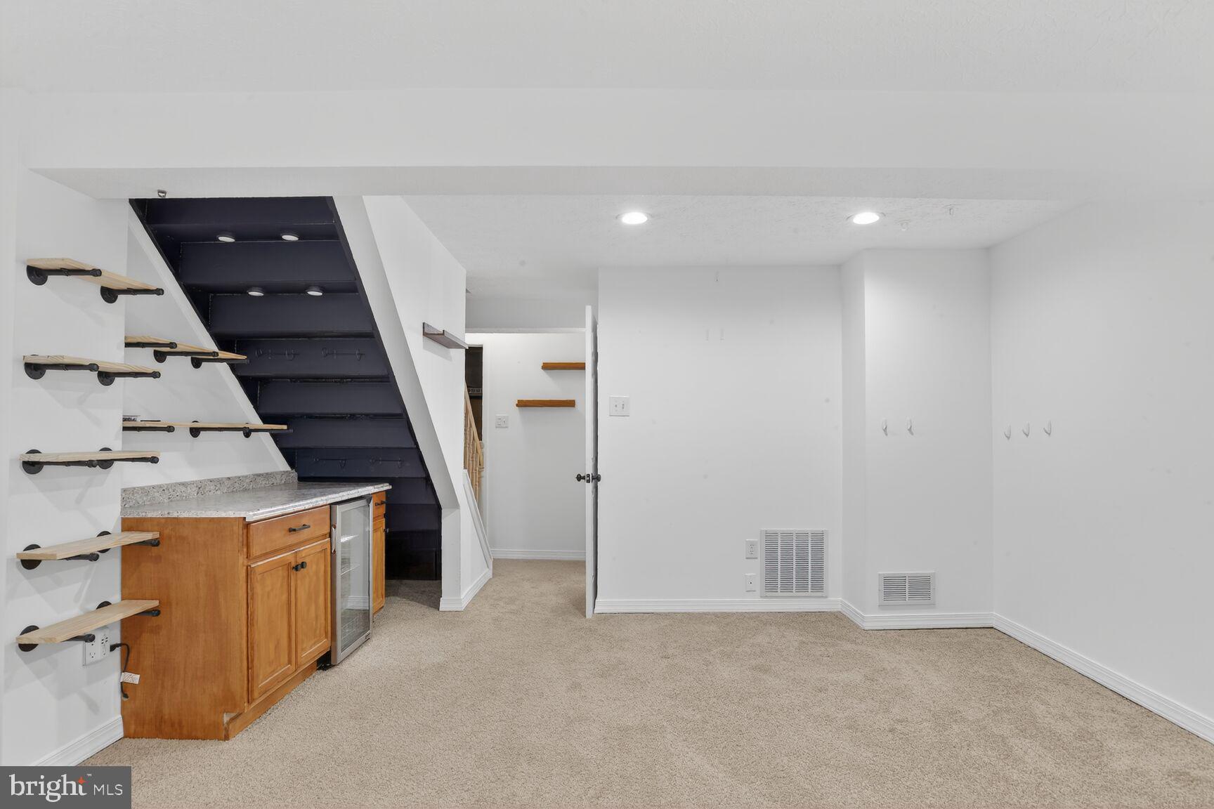 STILLWOOD - Residential Lease