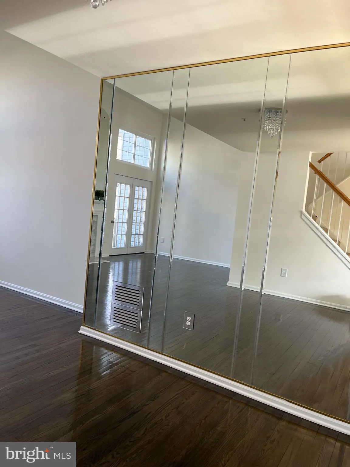 Greenbelt, Maryland 20770, United States, 3 Bedrooms Bedrooms, ,4 BathroomsBathrooms,Residential,Pending,30435