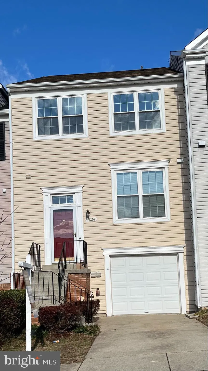 Greenbelt, Maryland 20770, United States, 3 Bedrooms Bedrooms, ,4 BathroomsBathrooms,Residential,Pending,30435