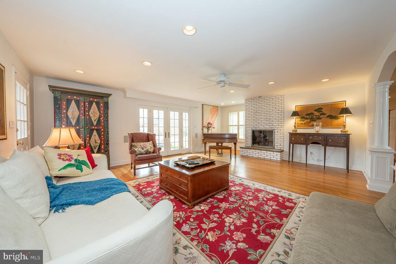 GLADWYNE - Residential