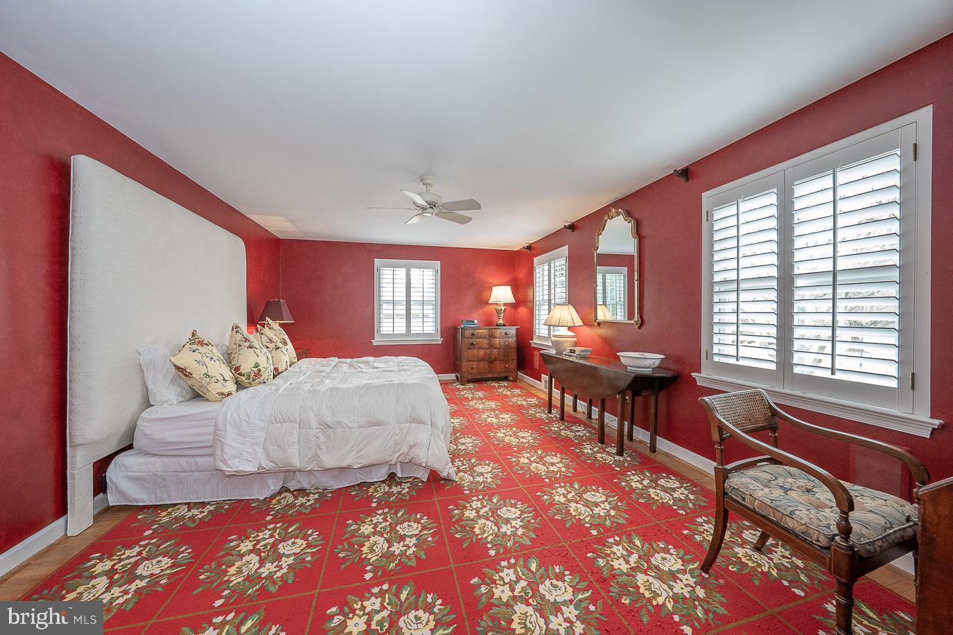 GLADWYNE - Residential