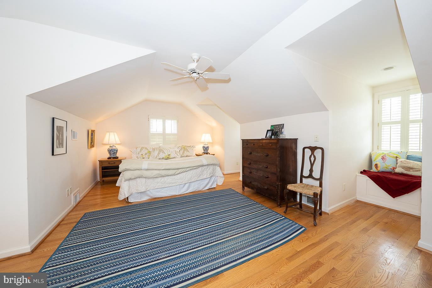 GLADWYNE - Residential