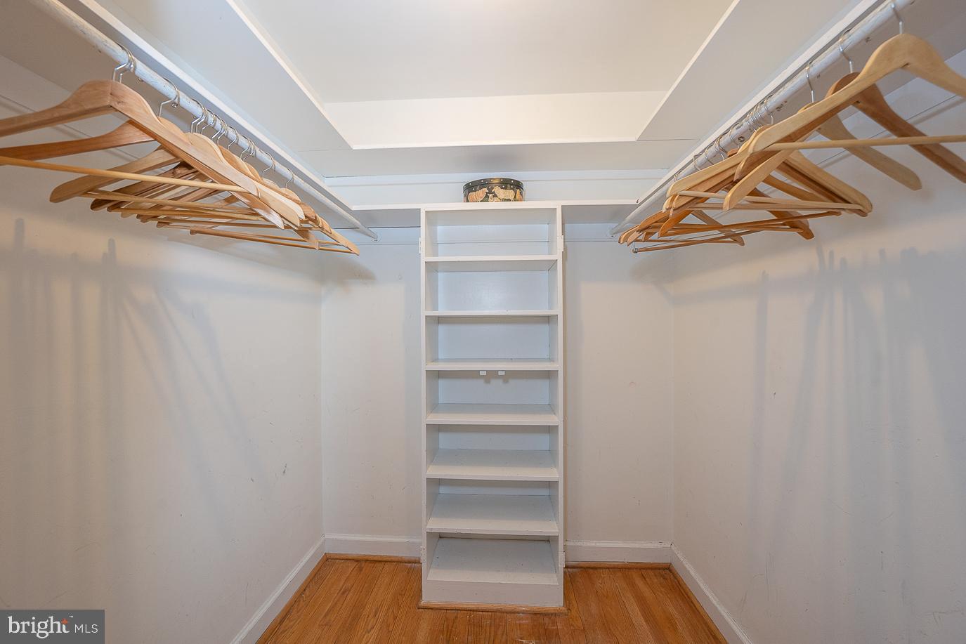 GLADWYNE - Residential