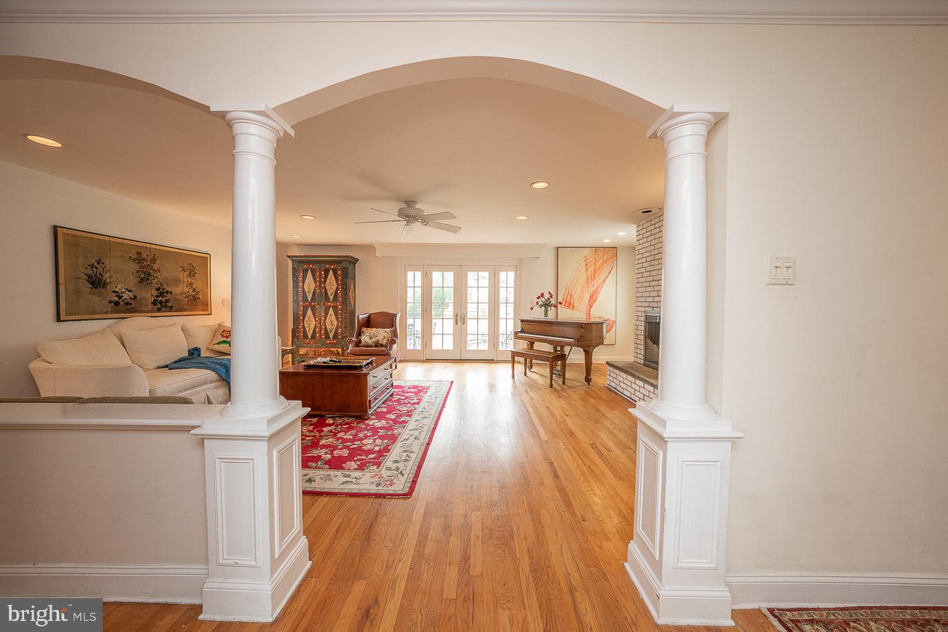 GLADWYNE - Residential