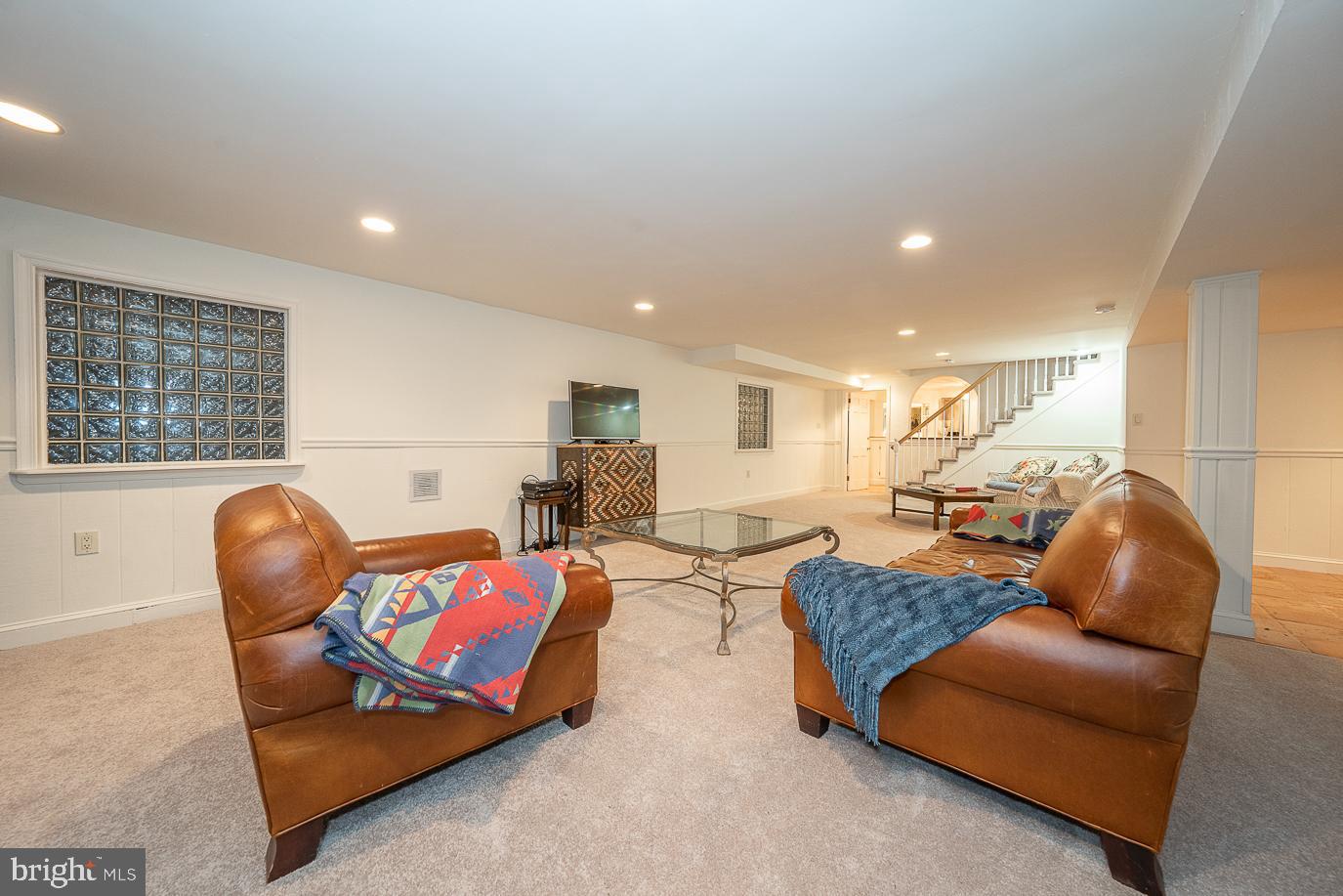 GLADWYNE - Residential