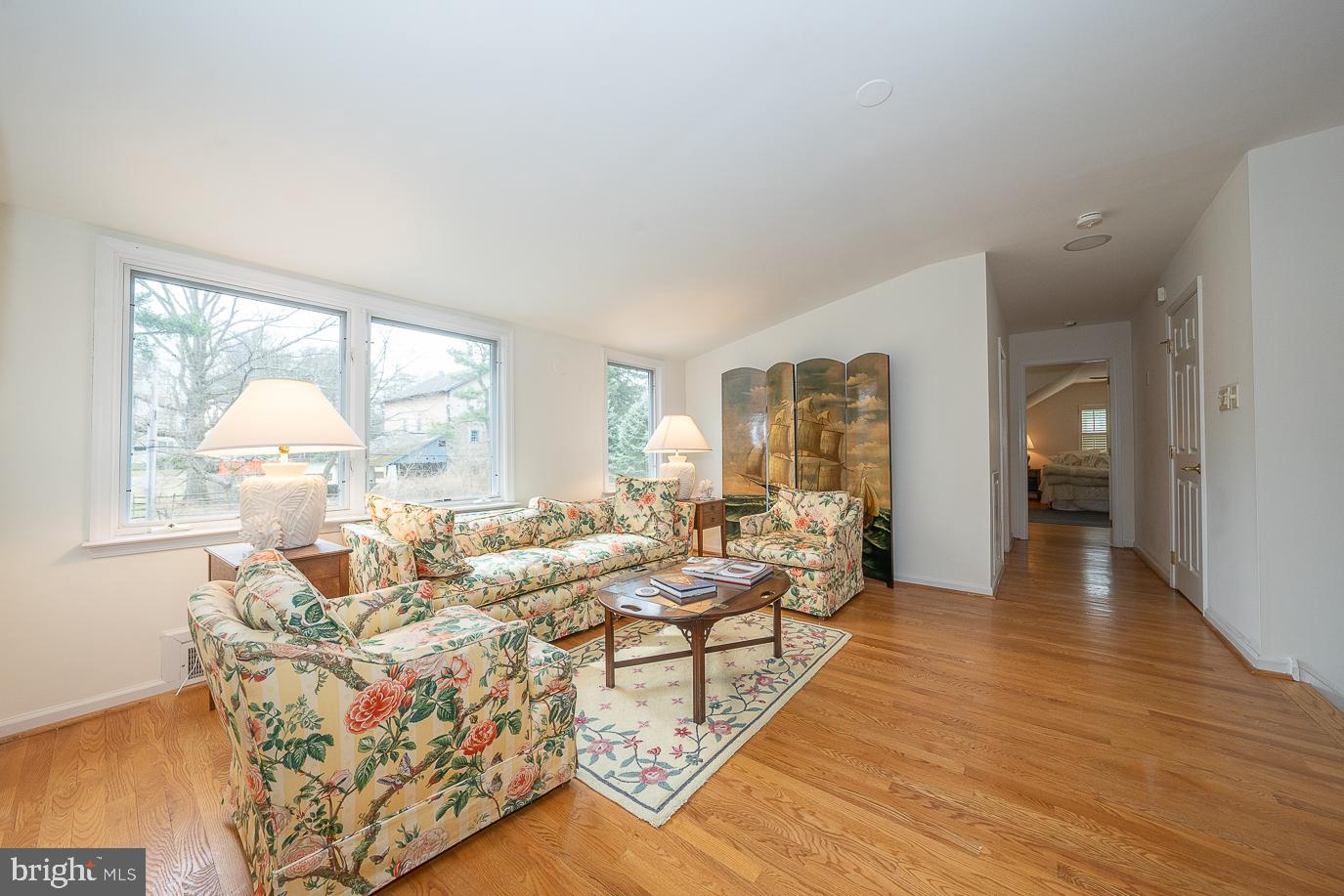 GLADWYNE - Residential