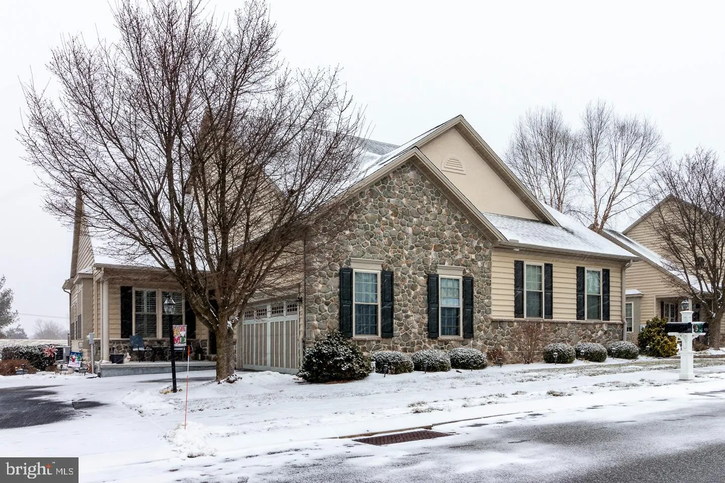 Cochranville, Pennsylvania 19330, United States, 2 Bedrooms Bedrooms, ,2 BathroomsBathrooms,Residential,Pending,17324