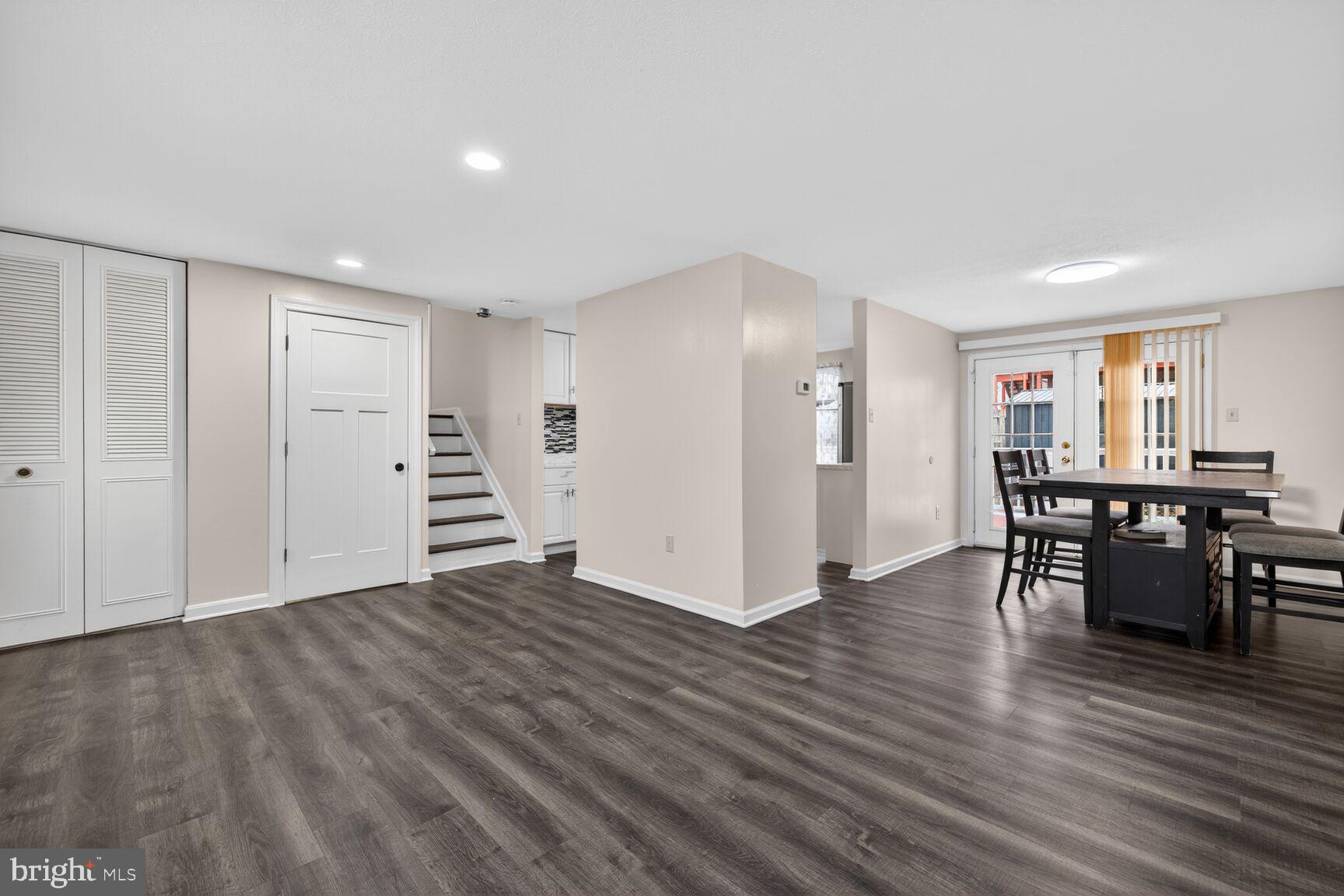 STONEGATE FARMS - Residential