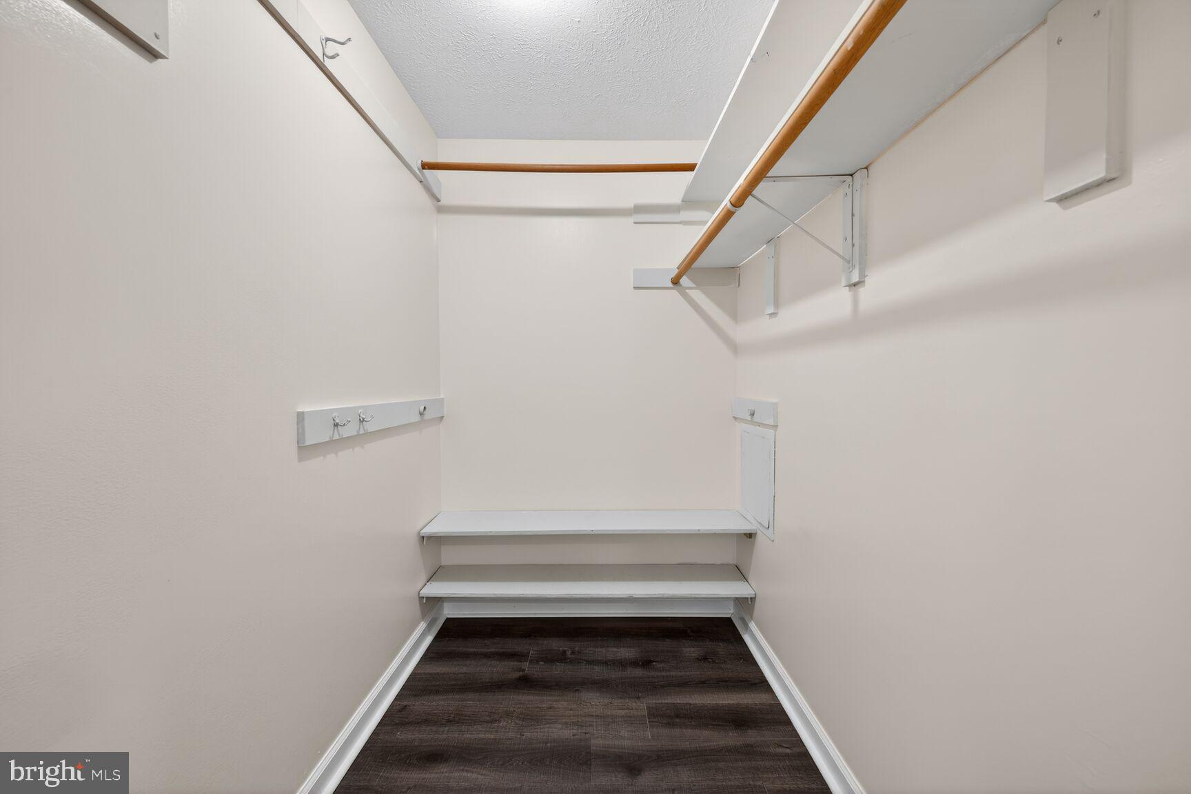 STONEGATE FARMS - Residential