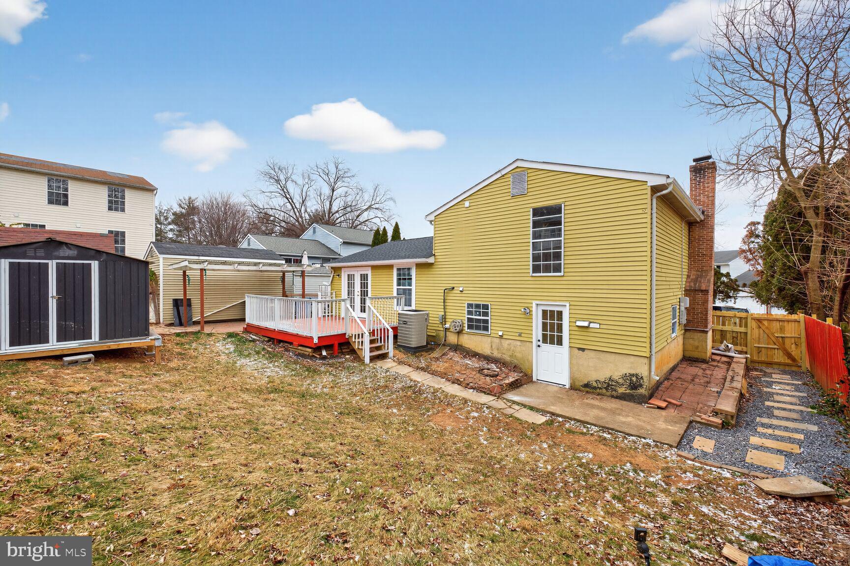 STONEGATE FARMS - Residential