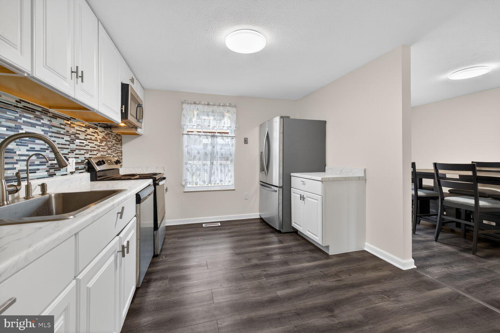 STONEGATE FARMS - Residential