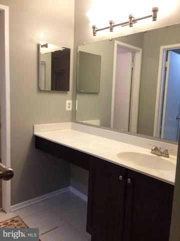 RAMBLEWOOD AT DAVENTRY - Residential Lease