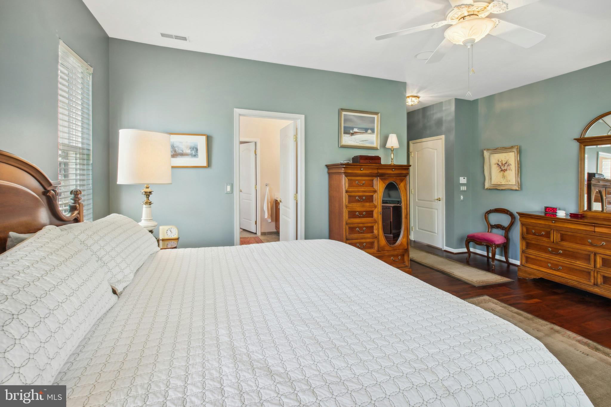 LEGACY OAKS - Residential