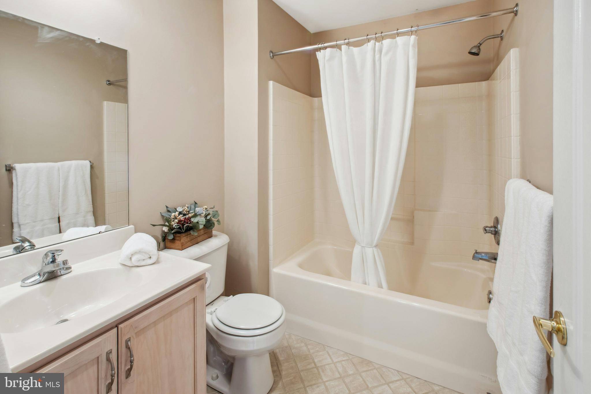 LEGACY OAKS - Residential