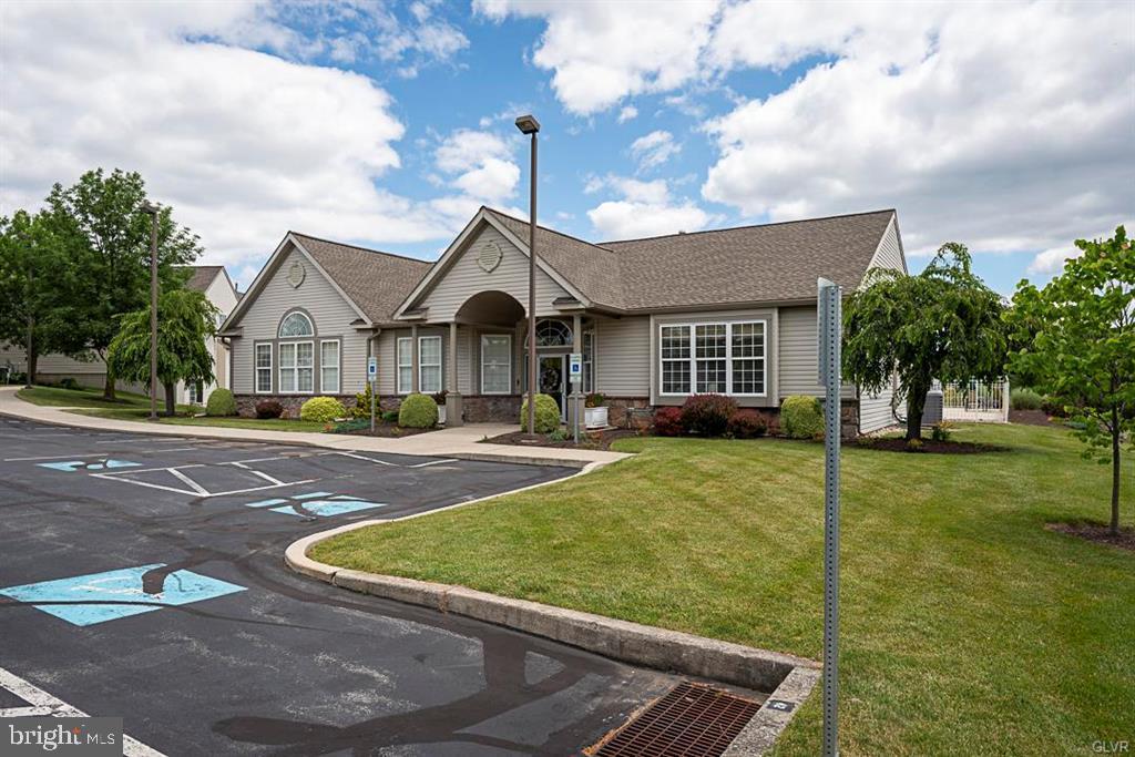 LEGACY OAKS - Residential