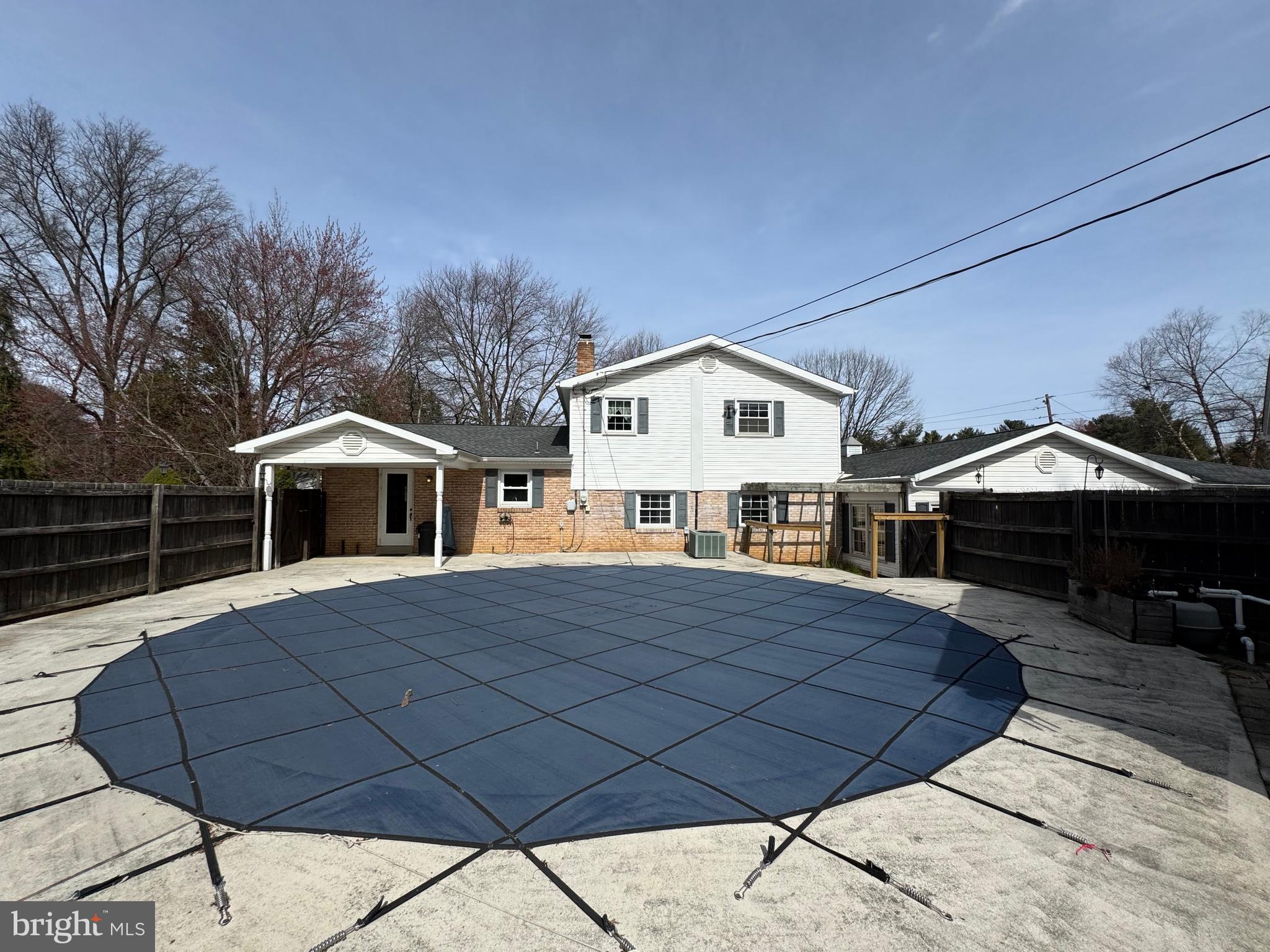 OLD MOORELAND - Residential