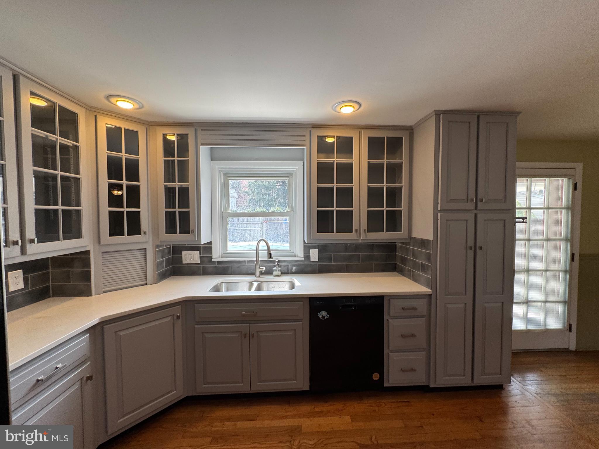 OLD MOORELAND - Residential