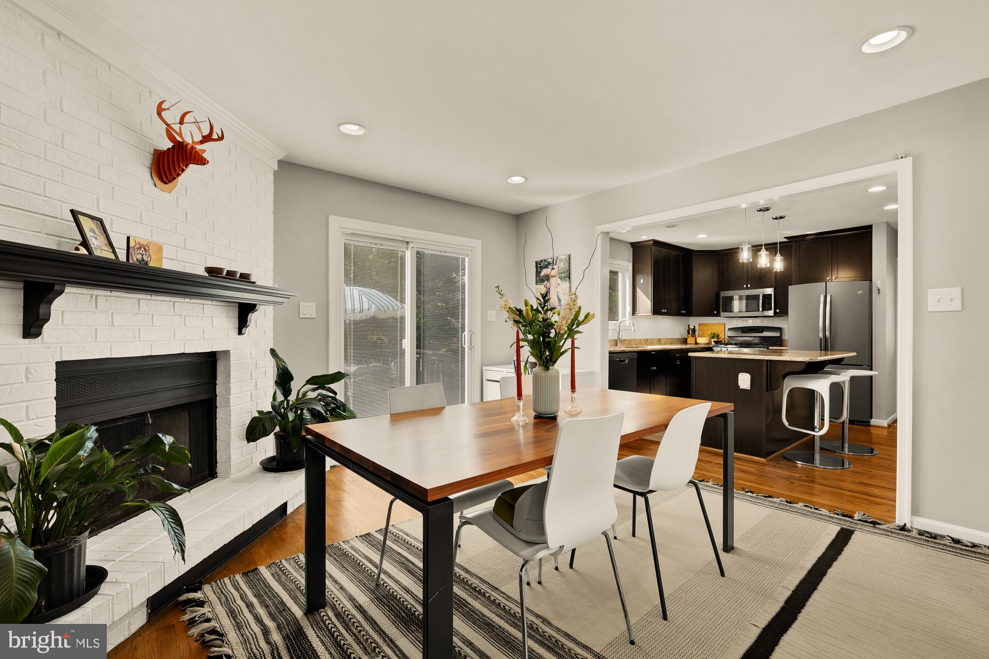 SIXTEENTH ST VILLAGE - Residential