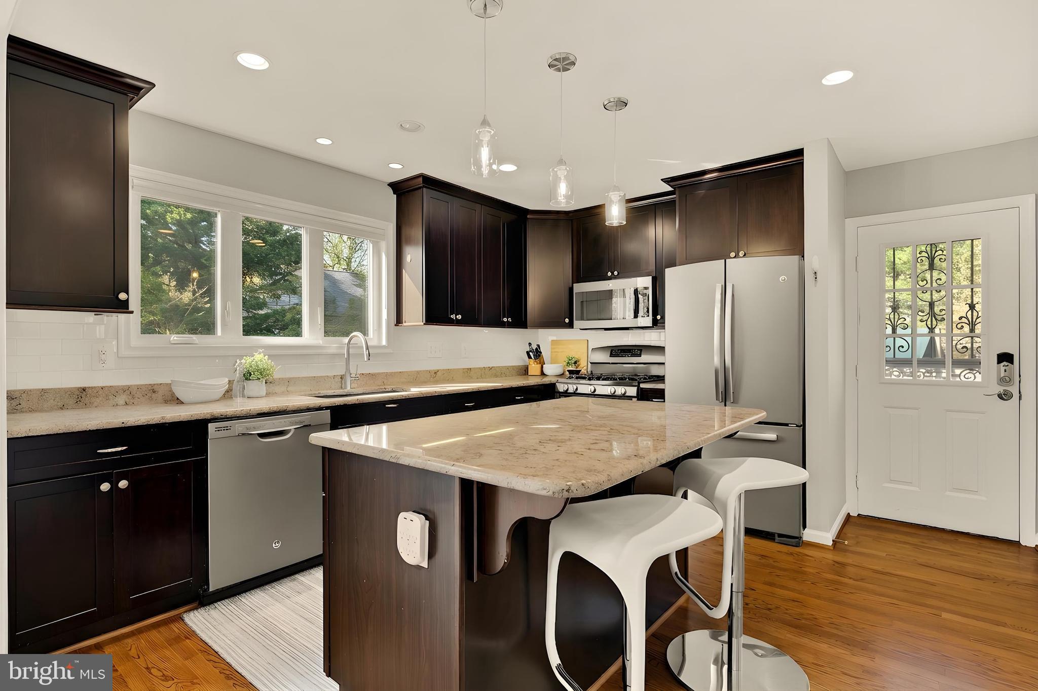 SIXTEENTH ST VILLAGE - Residential