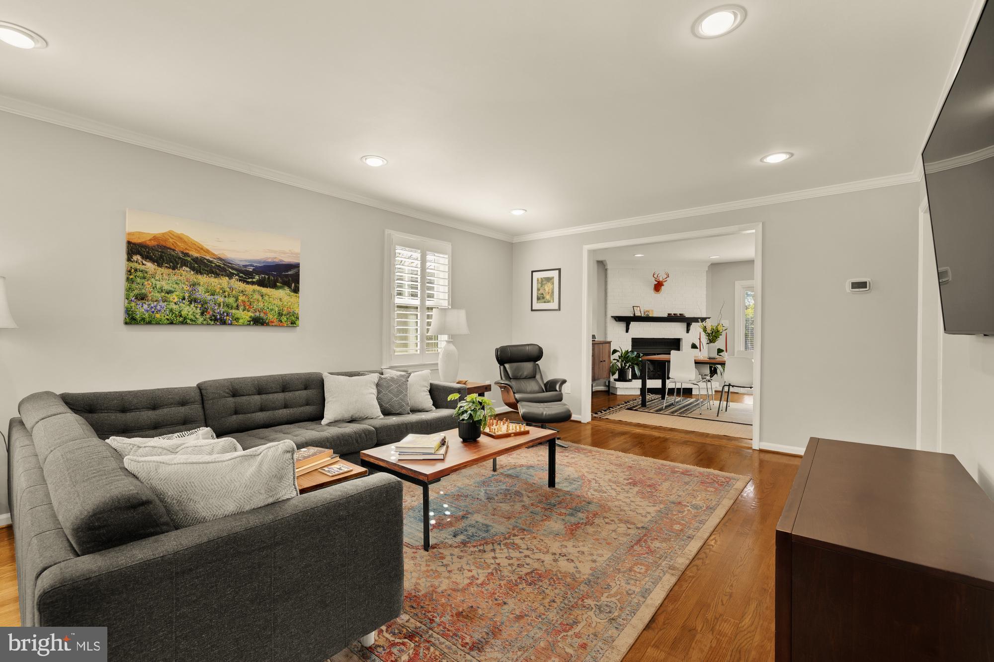 SIXTEENTH ST VILLAGE - Residential