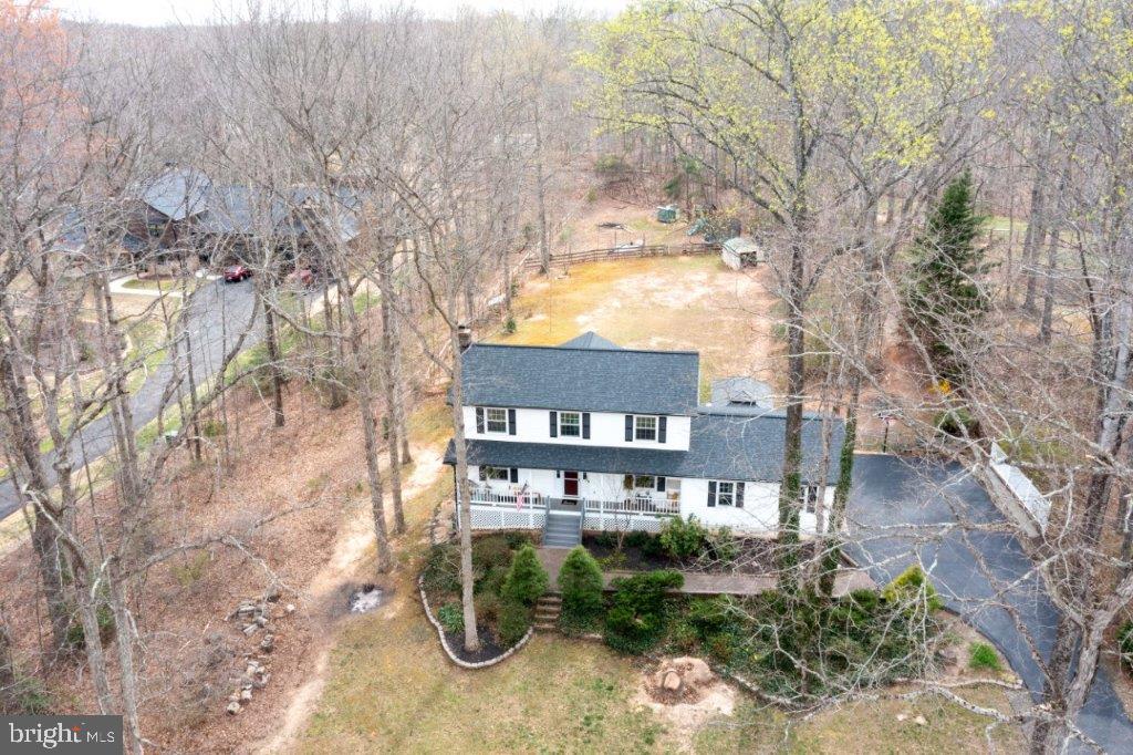 ROLLING HILLS - Residential